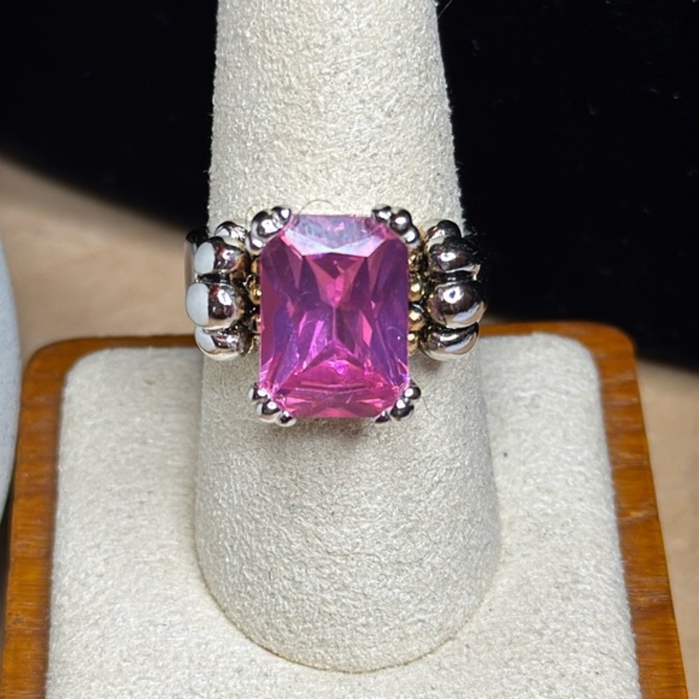 Beautiful 18KGE 6ct pink topaz cocktail ring